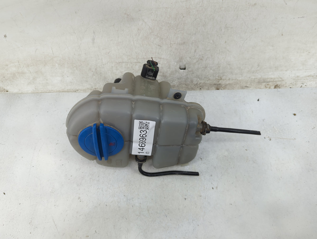 Audi A7 Radiator Coolant Overflow Expansion Tank Bottle - Oemusedautoparts1.com