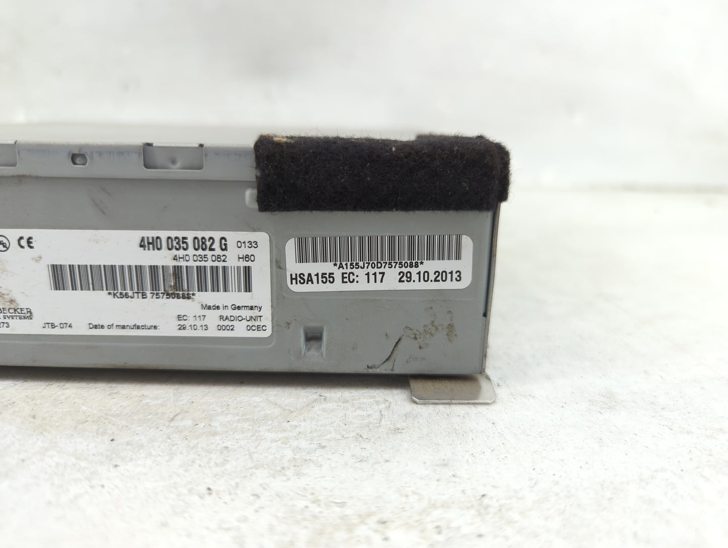 2011-2018 Audi A8 Radio AM FM Cd Player Receiver Replacement P/N:4H0035082G 4H0035082 Fits OEM Used Auto Parts - Oemusedauto