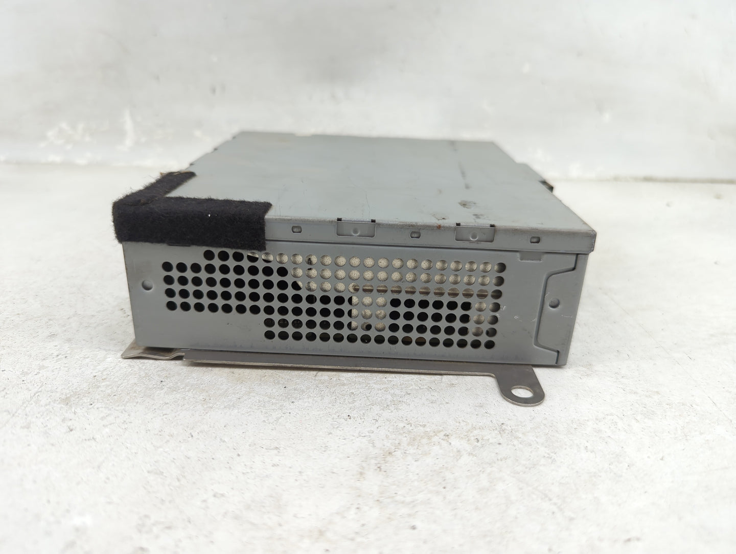 2011-2018 Audi A8 Radio AM FM Cd Player Receiver Replacement P/N:4H0035082G 4H0035082 Fits OEM Used Auto Parts - Oemusedauto