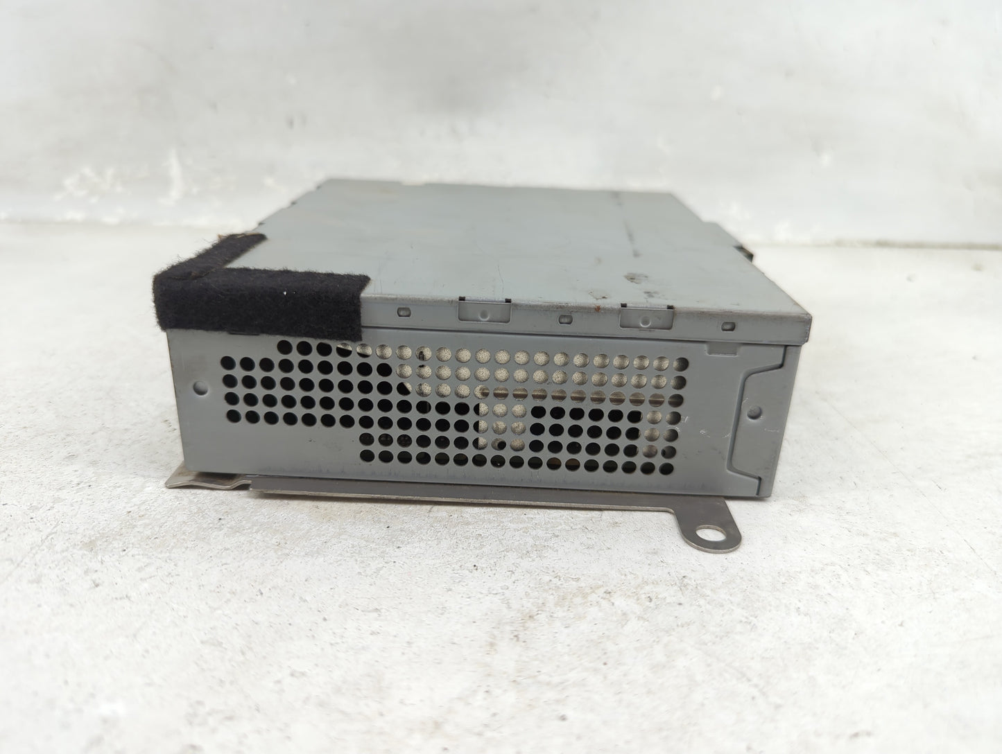 2011-2018 Audi A8 Radio AM FM Cd Player Receiver Replacement P/N:4H0035082G 4H0035082 Fits OEM Used Auto Parts - Oemusedauto