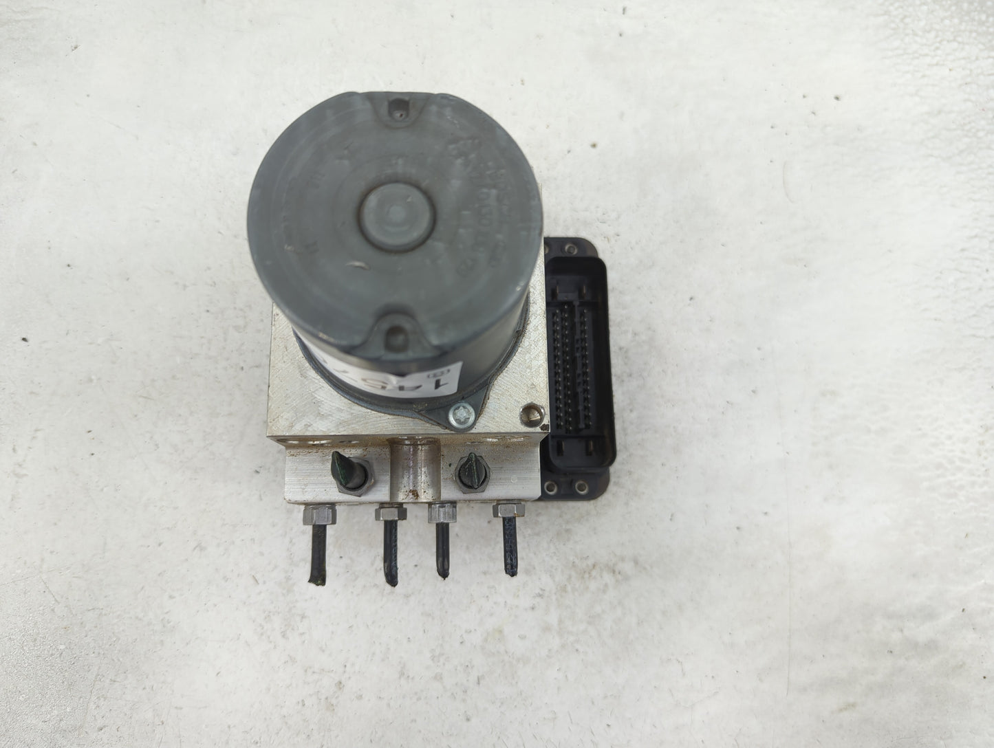 2013-2014 Audi A8 ABS Pump Control Module Replacement P/N:0 265 250 382 Fits Fits 2013 2014 OEM Used Auto Parts - Oemusedaut