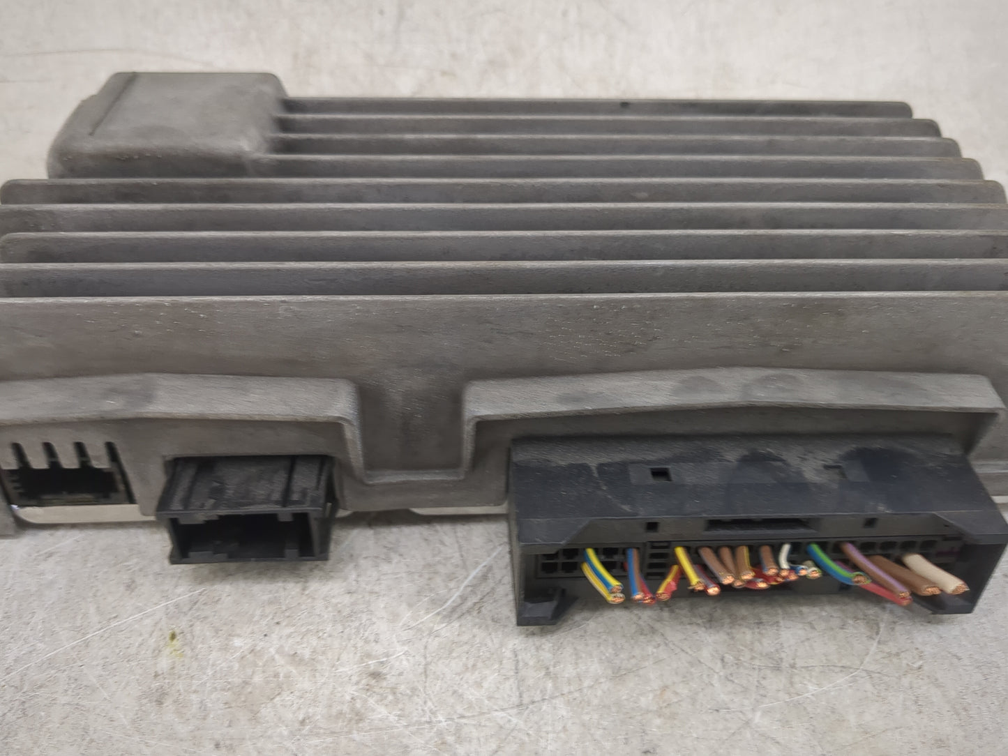 2013-2016 Audi Allroad Radio Speaker Amplifier 8t1035223a|8t1 035 223 A - Oemusedautoparts1.com
