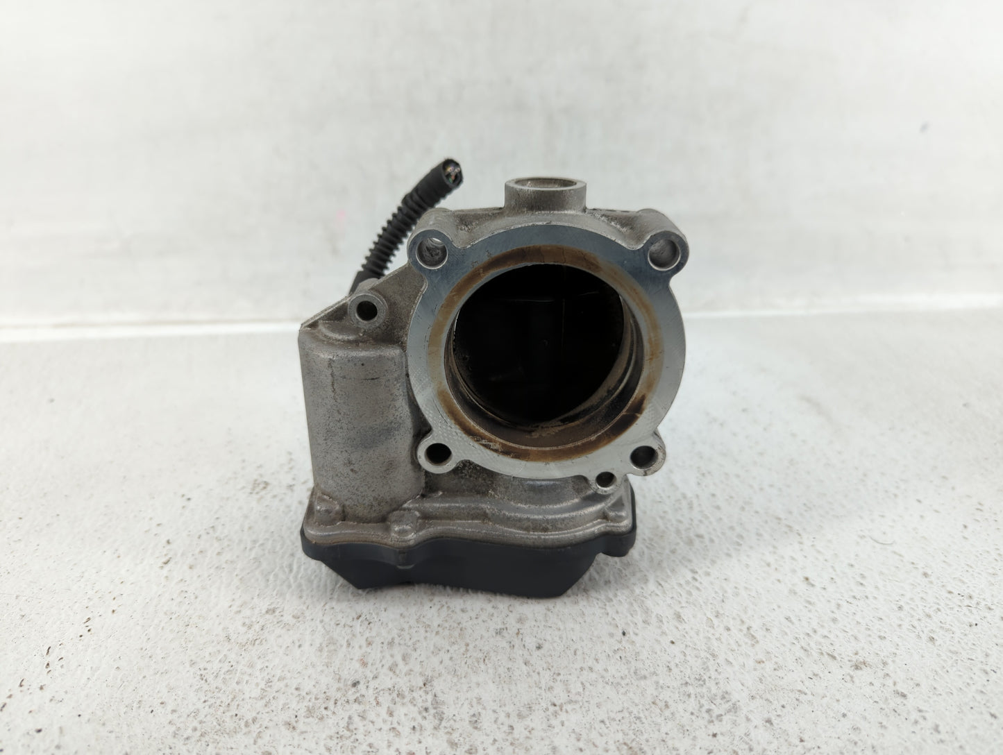 2013-2016 Audi Allroad Throttle Body P/N:06F 133 062 T Fits OEM Used Auto Parts - Oemusedautoparts1.com