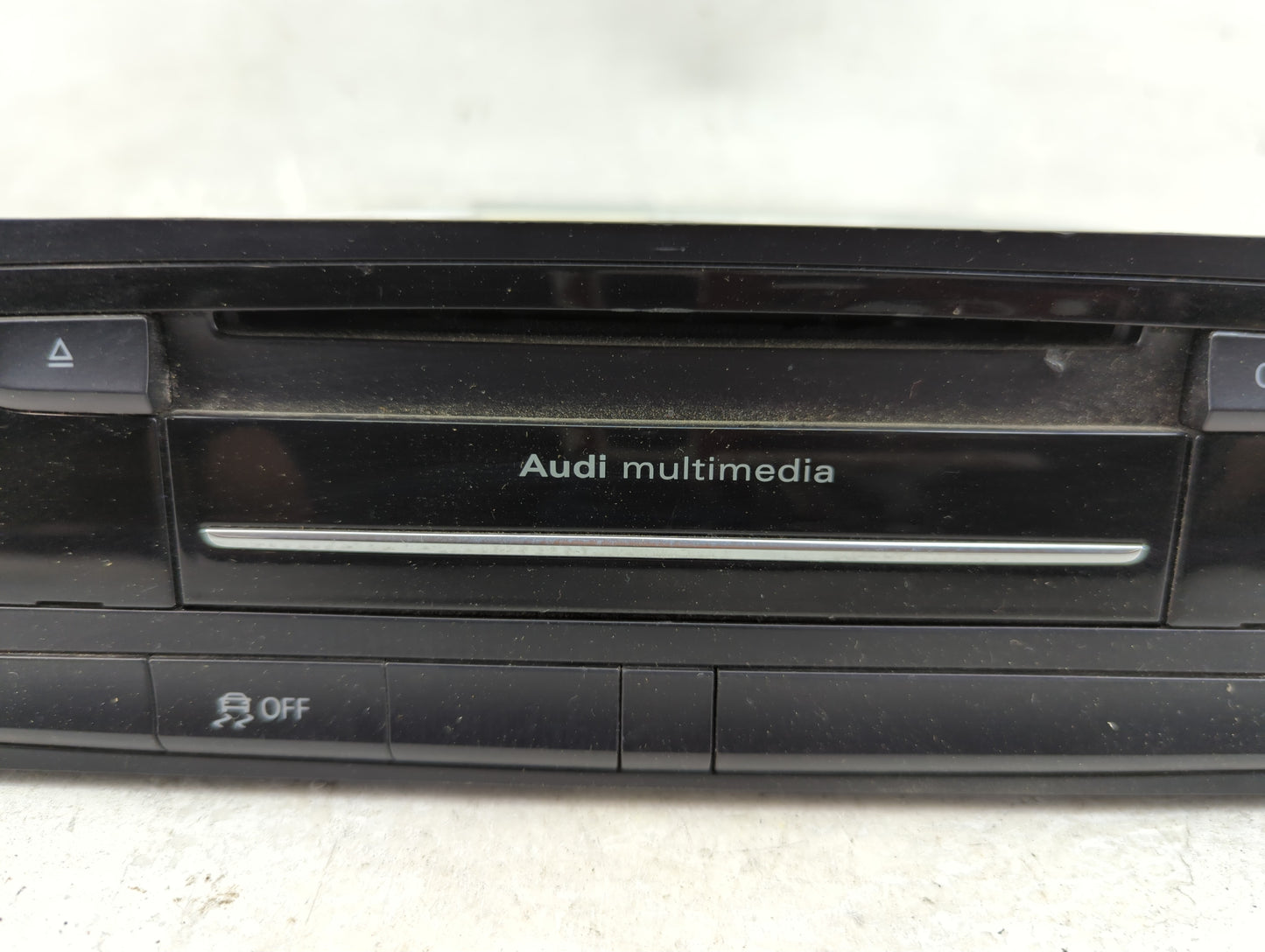 2014 Audi Allroad Quattro Radio AM FM Cd Player Receiver Replacement P/N:005WWDA0303 AD10-0169005 Fits OEM Used Auto Parts -