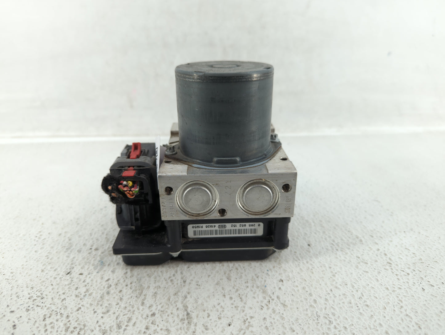 2014 Audi Allroad Quattro ABS Pump Control Module Replacement P/N:8K9 614 517 AJ Fits OEM Used Auto Parts - Oemusedautoparts