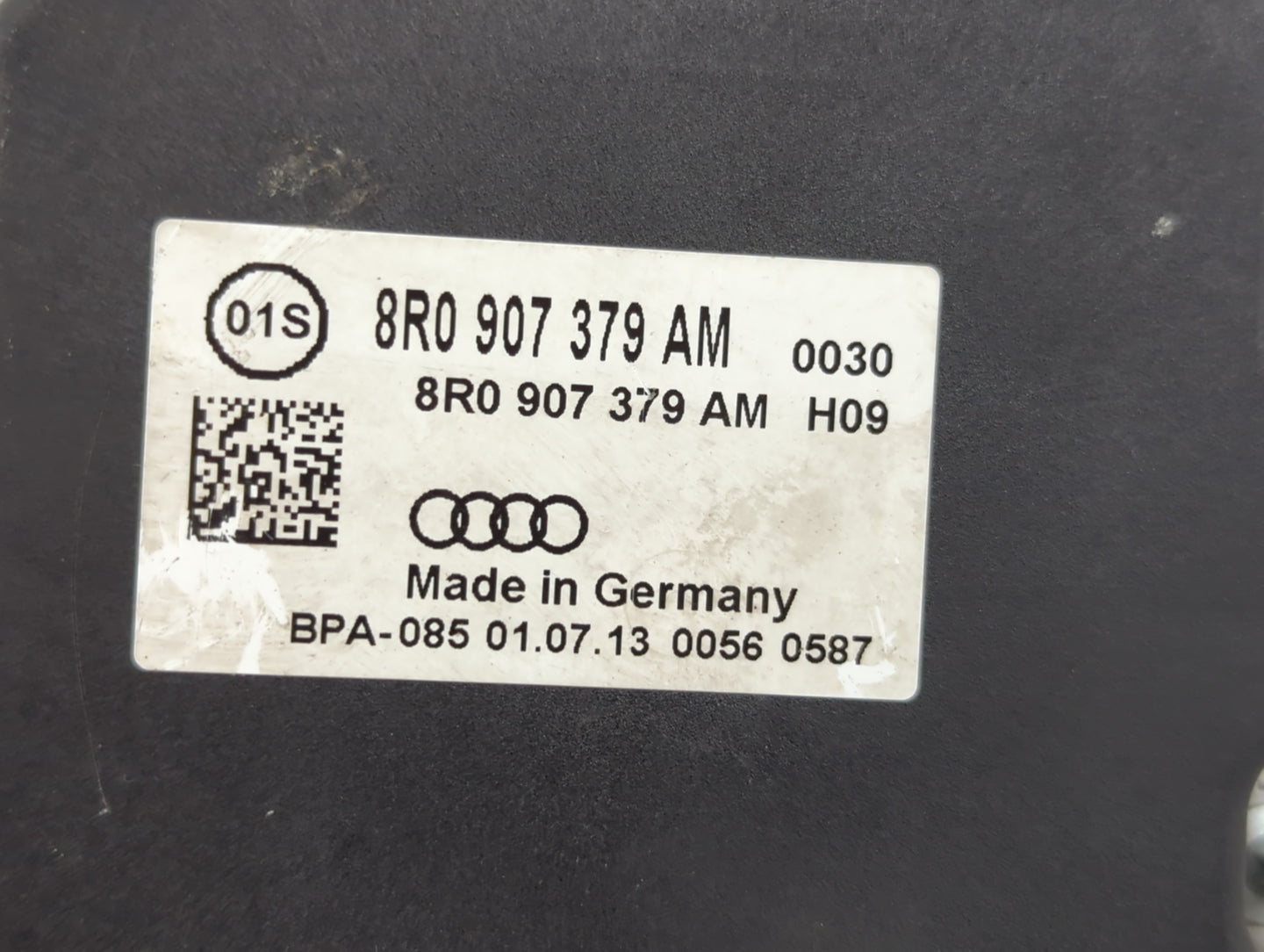 2013-2016 Audi Q5 ABS Pump Control Module Replacement P/N:8r0 907 379 AM Fits Fits 2013 2014 2015 2016 OEM Used Auto Parts -