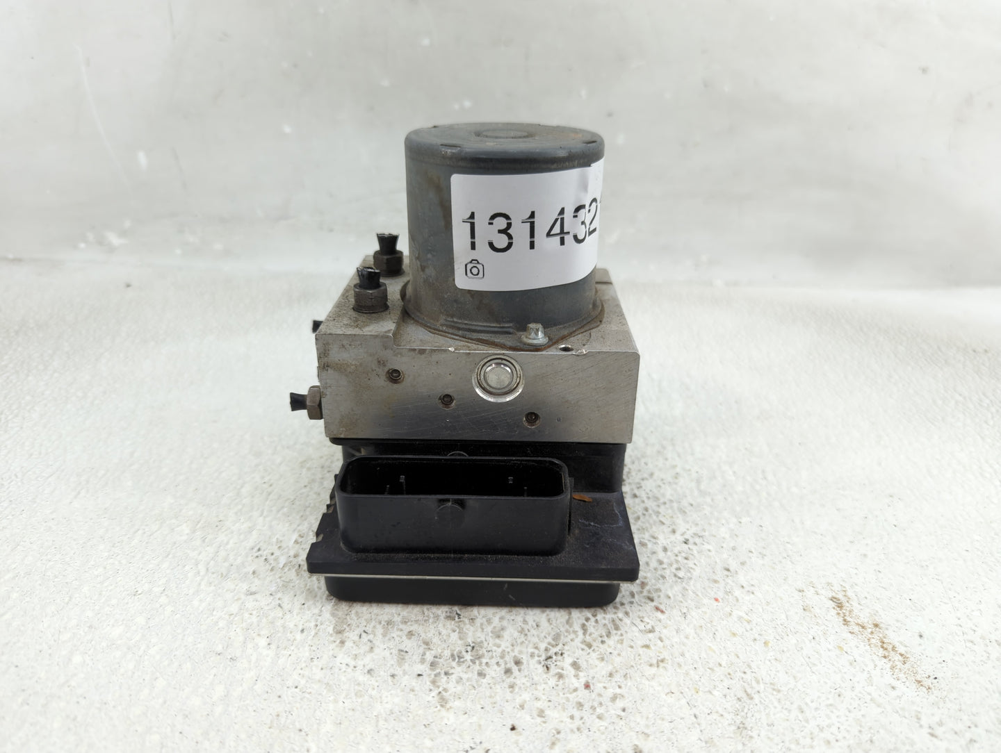 2013-2016 Audi Q5 ABS Pump Control Module Replacement P/N:8R0 907 379 AS 8R0 907 379 AM Fits Fits 2013 2014 2015 2016 OEM Us