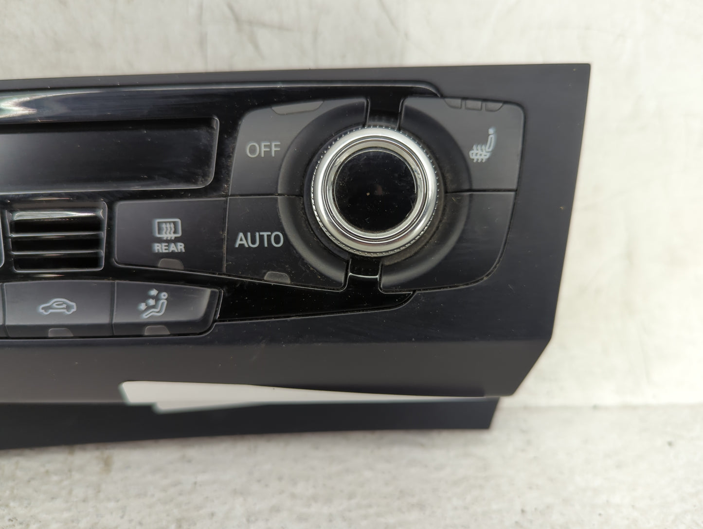 2013-2017 Audi Q5 Climate Control Module Temperature AC/Heater Replacement P/N:8K1820043T A2C37832700 Fits OEM Used Auto Par