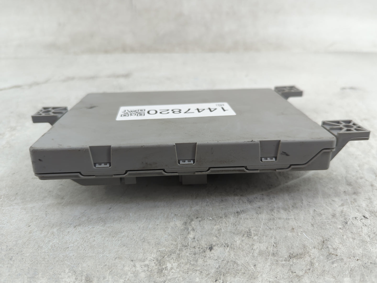 2013-2017 Audi Q5 Body Control Module Bcm Inner Cabin Fuse Box - Oemusedautoparts1.com
