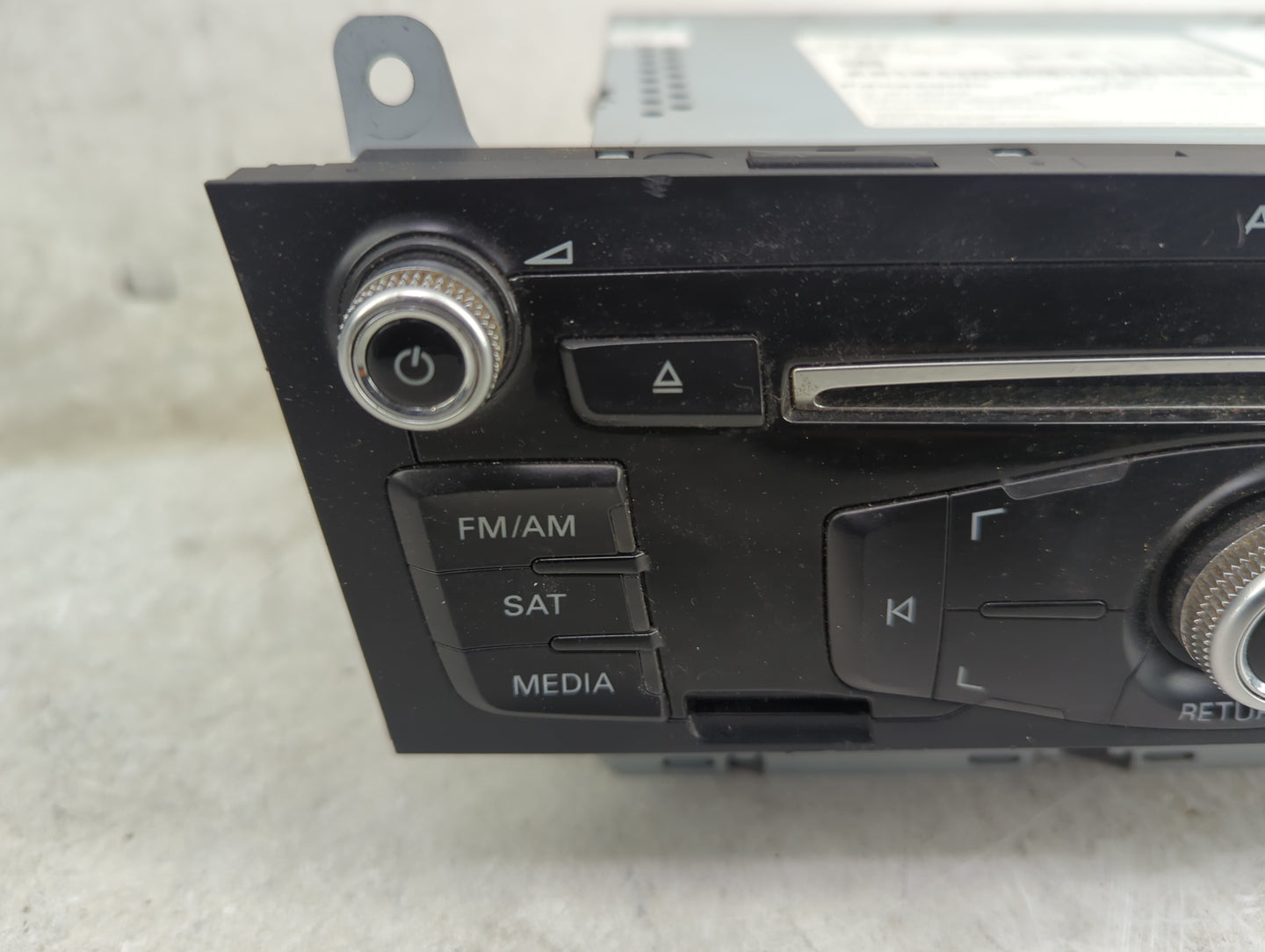 2013-2017 Audi Q5 Radio AM FM Cd Player Receiver Replacement P/N:8R1035186Q CQ-JA12E6AE Fits Fits 2013 2014 2015 2016 2017 O