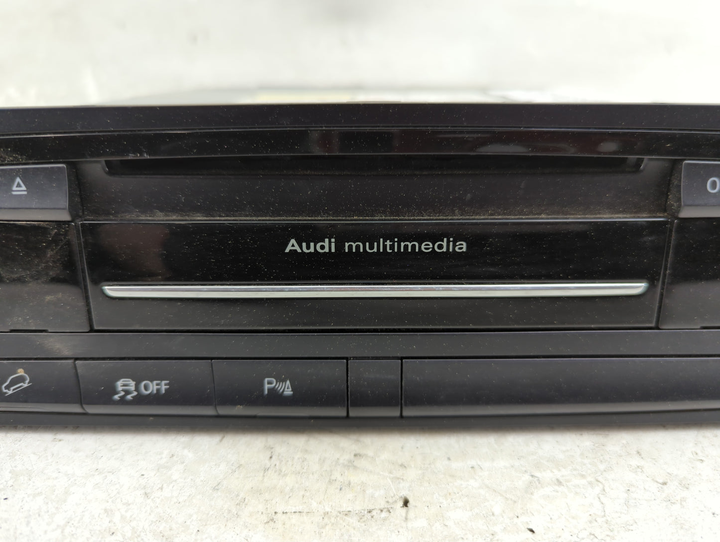2011-2017 Audi Q5 Radio AM FM Cd Player Receiver Replacement P/N:8R1035746E Fits Fits 2011 2012 2013 2014 2015 2016 2017 OEM