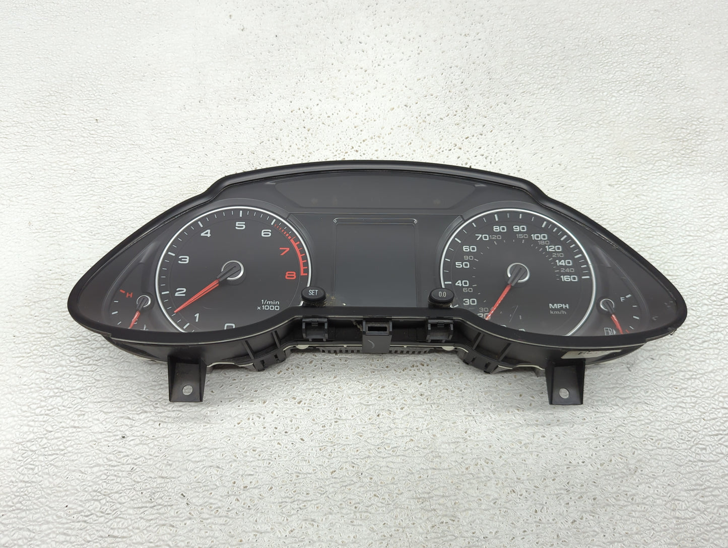 2013-2017 Audi Q5 Instrument Cluster Speedometer Gauges P/N:8R0920950R 503002413431 Fits Fits 2013 2014 2015 2016 2017 OEM U