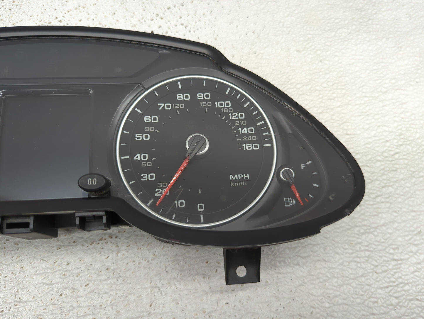 2013-2017 Audi Q5 Instrument Cluster Speedometer Gauges P/N:8R0920950R 503002413431 Fits Fits 2013 2014 2015 2016 2017 OEM U