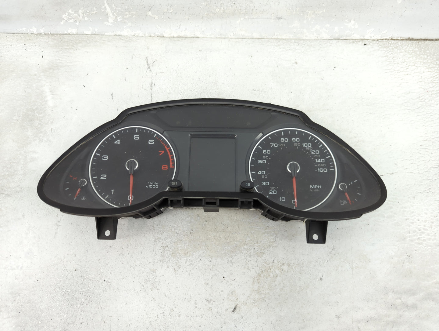 2013-2017 Audi Q5 Instrument Cluster Speedometer Gauges P/N:8R0 920 981 N Miles: Fits Fits 2013 2014 2015 2016 2017 OEM Used