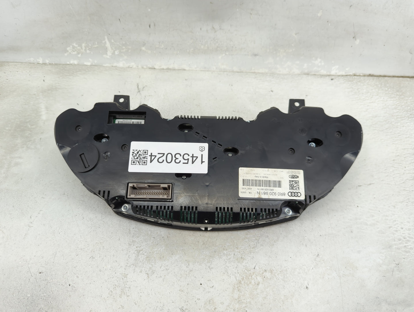 2013-2017 Audi Q5 Instrument Cluster Speedometer Gauges P/N:8R0 920 981 N Miles: Fits Fits 2013 2014 2015 2016 2017 OEM Used