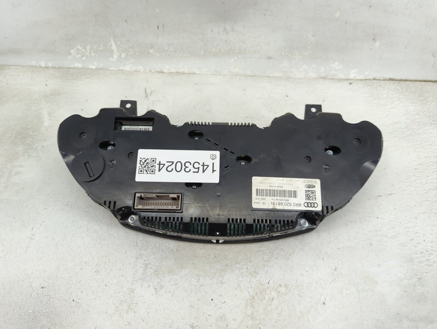 2013-2017 Audi Q5 Instrument Cluster Speedometer Gauges P/N:8R0 920 981 N Miles: Fits Fits 2013 2014 2015 2016 2017 OEM Used