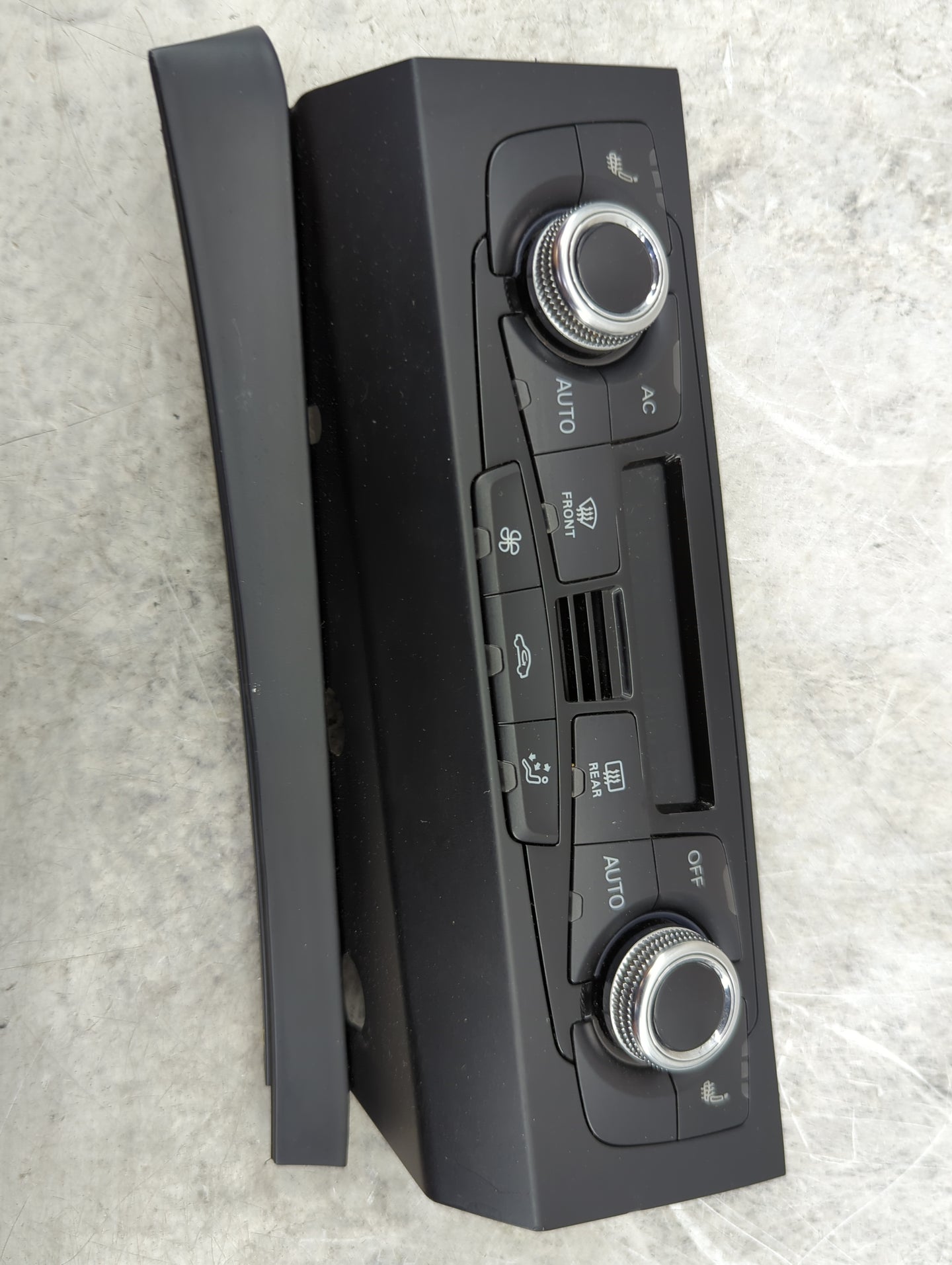 2013-2017 Audi Q5 Climate Control Module Temperature AC/Heater Replacement P/N:8K1820043T A2C37832700 Fits OEM Used Auto Par