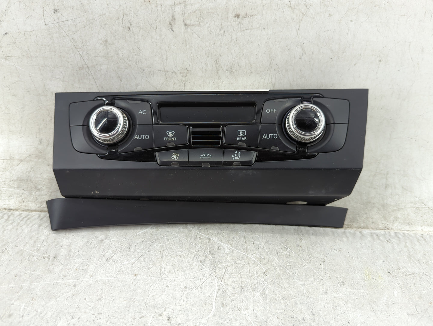 2013-2017 Audi Q5 Climate Control Module Temperature AC/Heater Replacement P/N:8K1820043S A2C37832600 Fits OEM Used Auto Par