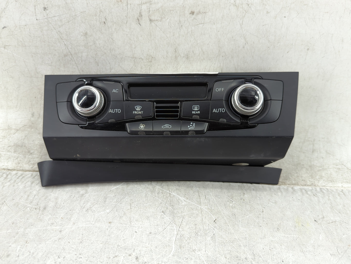 2013-2017 Audi Q5 Climate Control Module Temperature AC/Heater Replacement P/N:8K1820043S A2C37832600 Fits OEM Used Auto Par