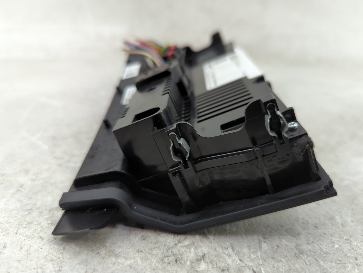 2013-2017 Audi Q5 Climate Control Module Temperature AC/Heater Replacement P/N:8K1820043S A2C37832600 Fits OEM Used Auto Par