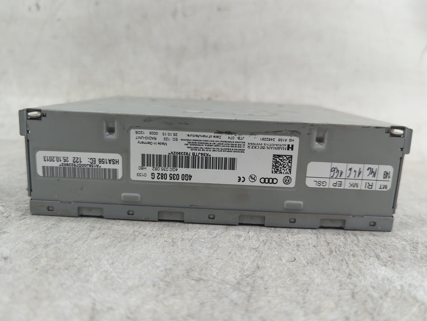 2009-2012 Audi Q5 Radio AM FM Cd Player Receiver Replacement P/N:4G0035082G 4G0035082 Fits OEM Used Auto Parts - Oemusedauto