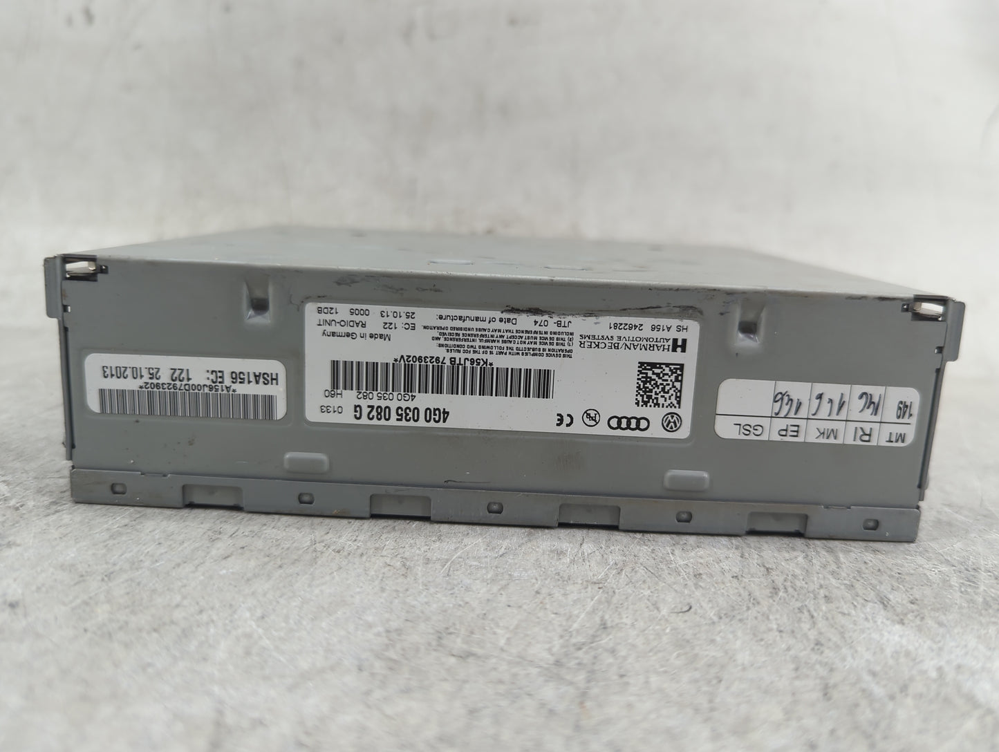 2009-2012 Audi Q5 Radio AM FM Cd Player Receiver Replacement P/N:4G0035082G 4G0035082 Fits OEM Used Auto Parts - Oemusedauto
