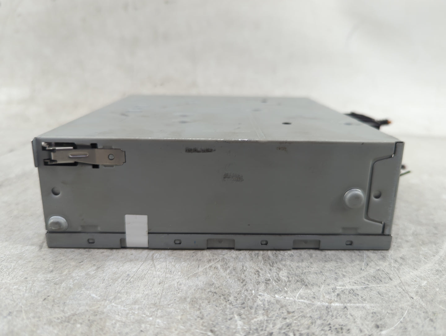2009-2012 Audi Q5 Radio AM FM Cd Player Receiver Replacement P/N:4G0035082G 4G0035082 Fits OEM Used Auto Parts - Oemusedauto