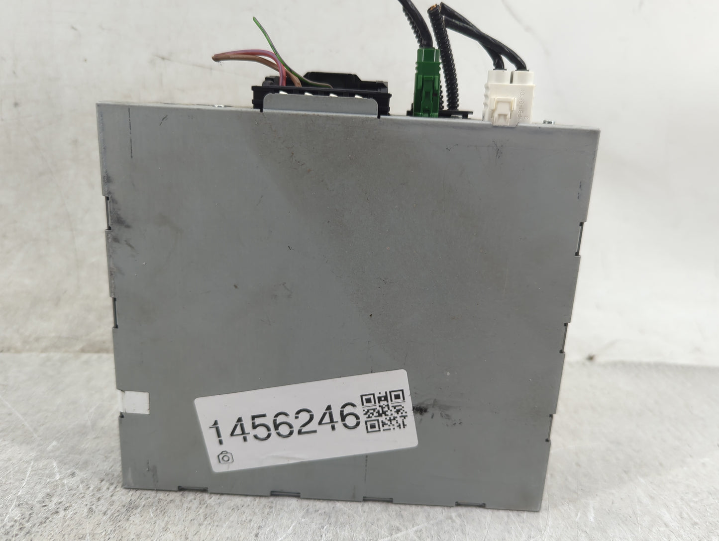 2009-2012 Audi Q5 Radio AM FM Cd Player Receiver Replacement P/N:4G0035082G 4G0035082 Fits OEM Used Auto Parts - Oemusedauto