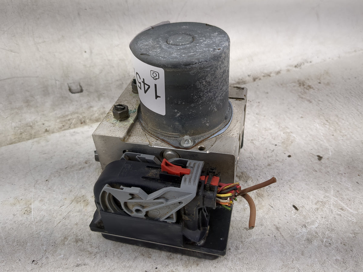 2013-2016 Audi Q5 Anti-Lock Brake ABS Pump Module Actuator OEM P/N:0 265 952 166 Fits Fits 2013 2014 2015 2016 OEM Used Auto