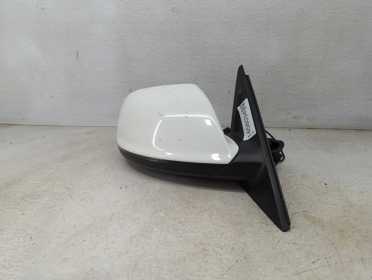 2009-2014 Audi Q5 Passenger Side View Mirror - Right Door Mirror OEM Used - Oemusedautoparts1.com