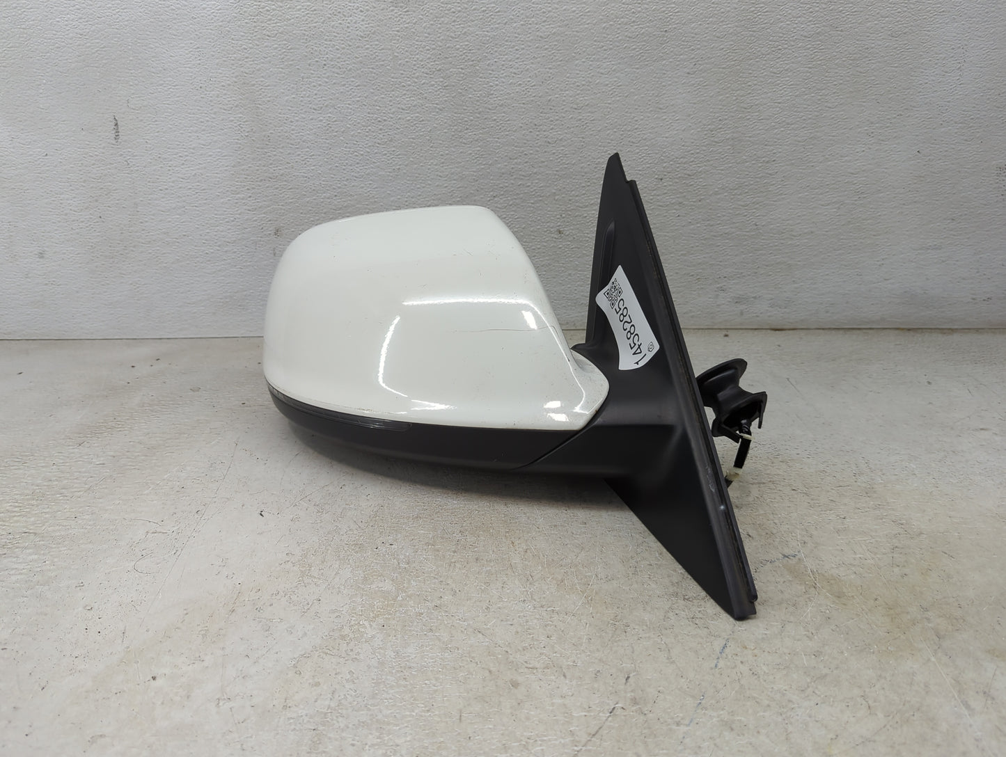 2009-2014 Audi Q5 Passenger Side View Mirror - Right Door Mirror OEM Used - Oemusedautoparts1.com