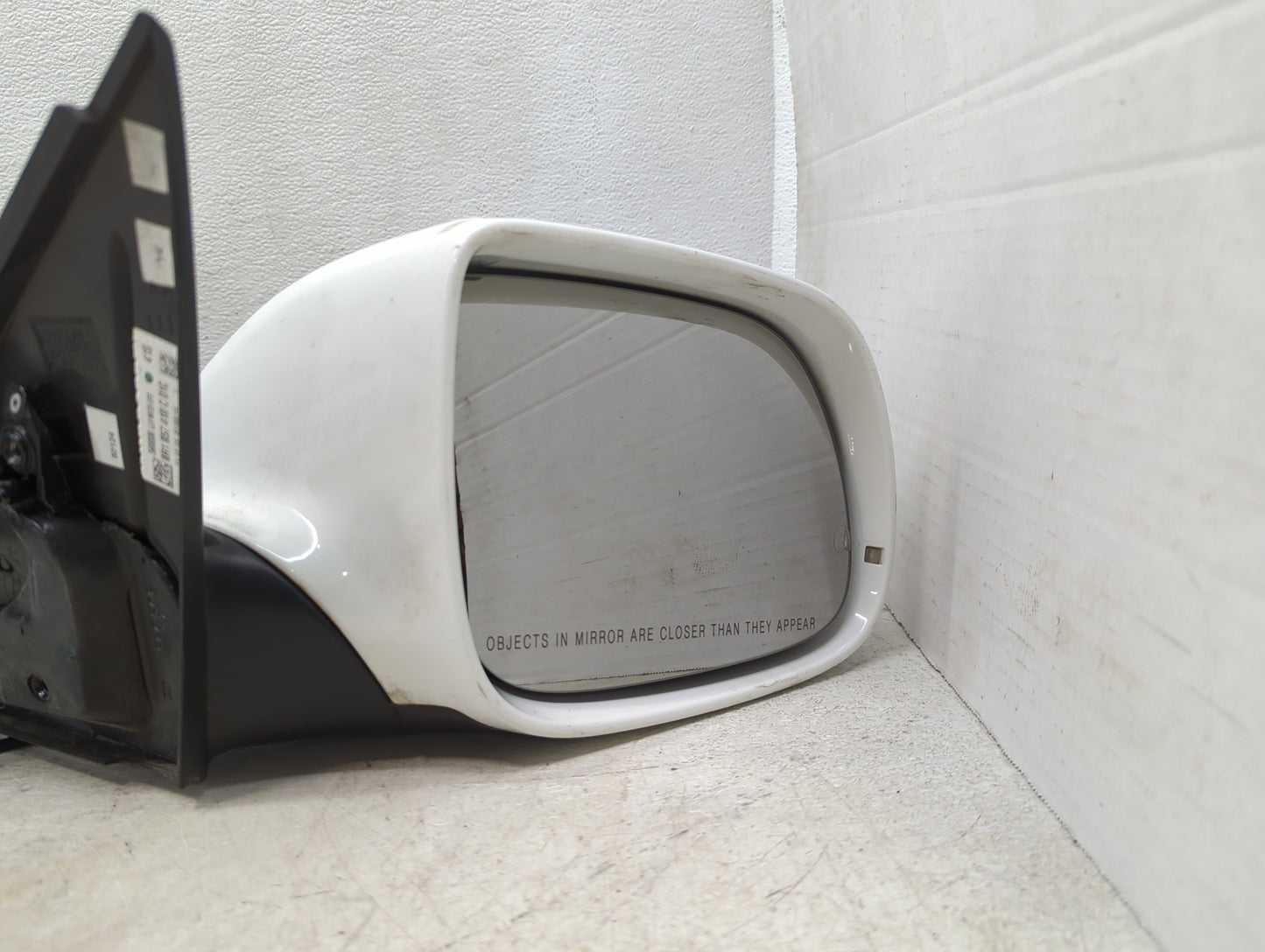 2009-2014 Audi Q5 Passenger Side View Mirror - Right Door Mirror OEM Used - Oemusedautoparts1.com