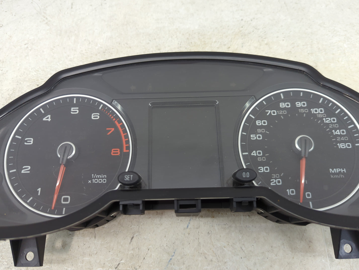 2013-2017 Audi Q5 Instrument Cluster Speedometer Gauges P/N:8R0920981N 503.002.425.331 Miles:140K Fits OEM Used Auto Parts -