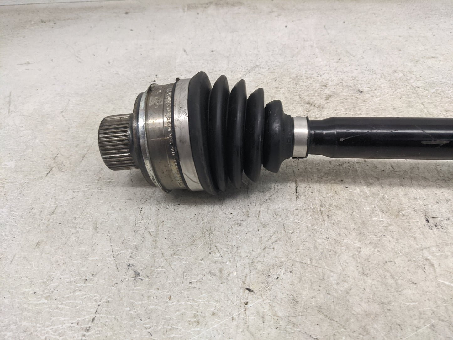 2013-2017 Audi Q5 Axle Shaft Front Driver Cv C/v 1461144 - Oemusedautoparts1.com