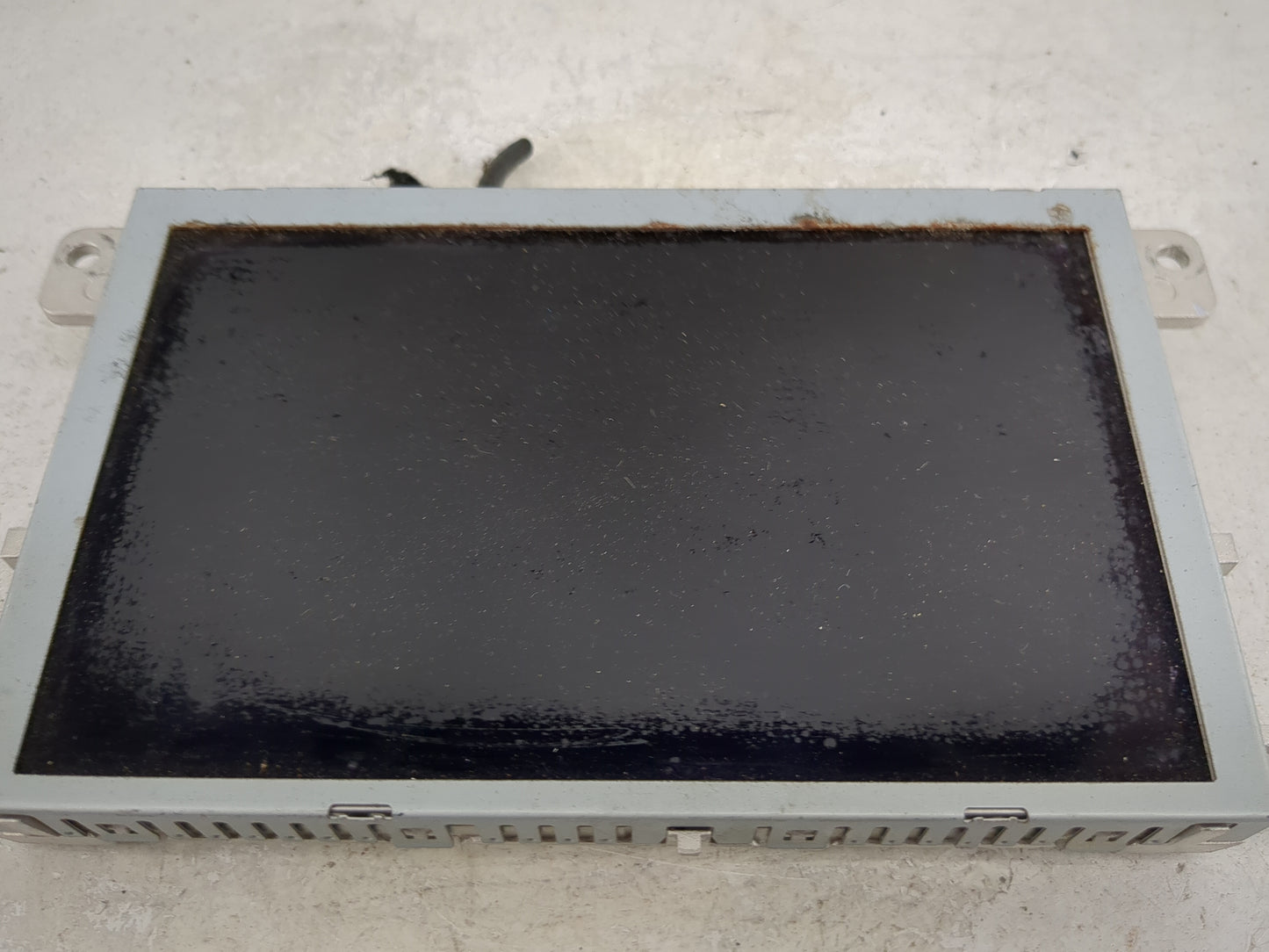 2013-2017 Audi Q5 Information Display Screen 1475535 - Oemusedautoparts1.com