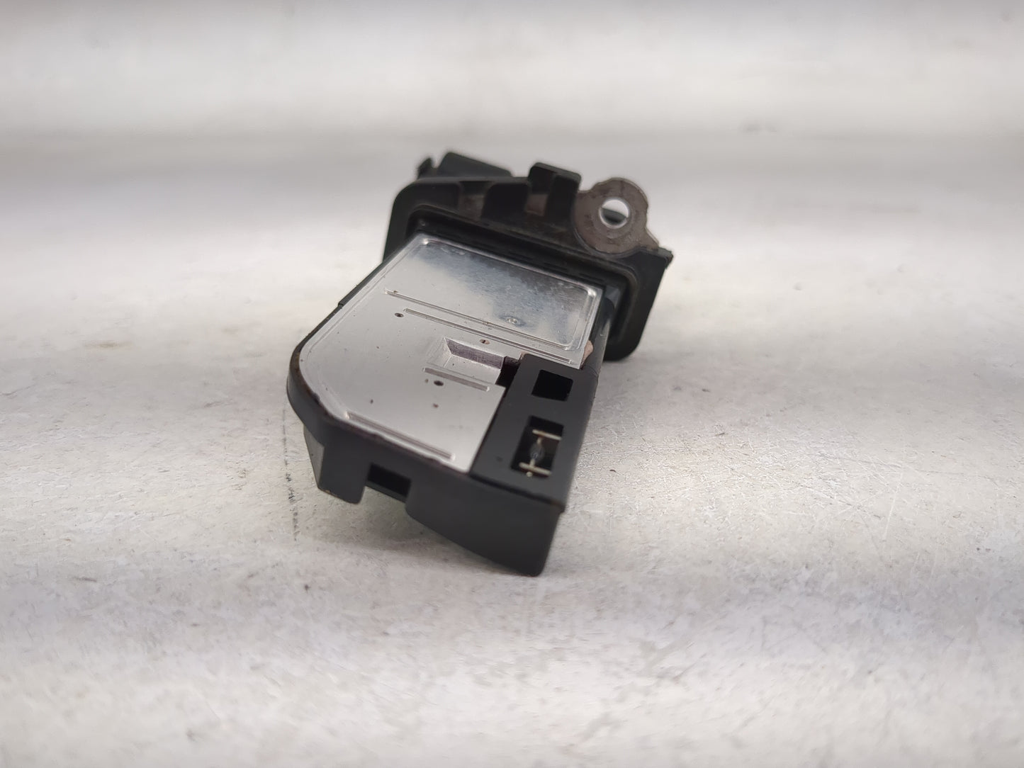 2013-2017 Audi Q5 Mass Air Flow Meter Maf 1486140 - Oemusedautoparts1.com