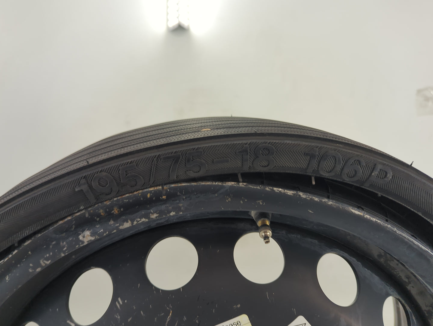 2009-2017 Audi Q5 Spare Donut Tire Wheel Rim Oem - Oemusedautoparts1.com