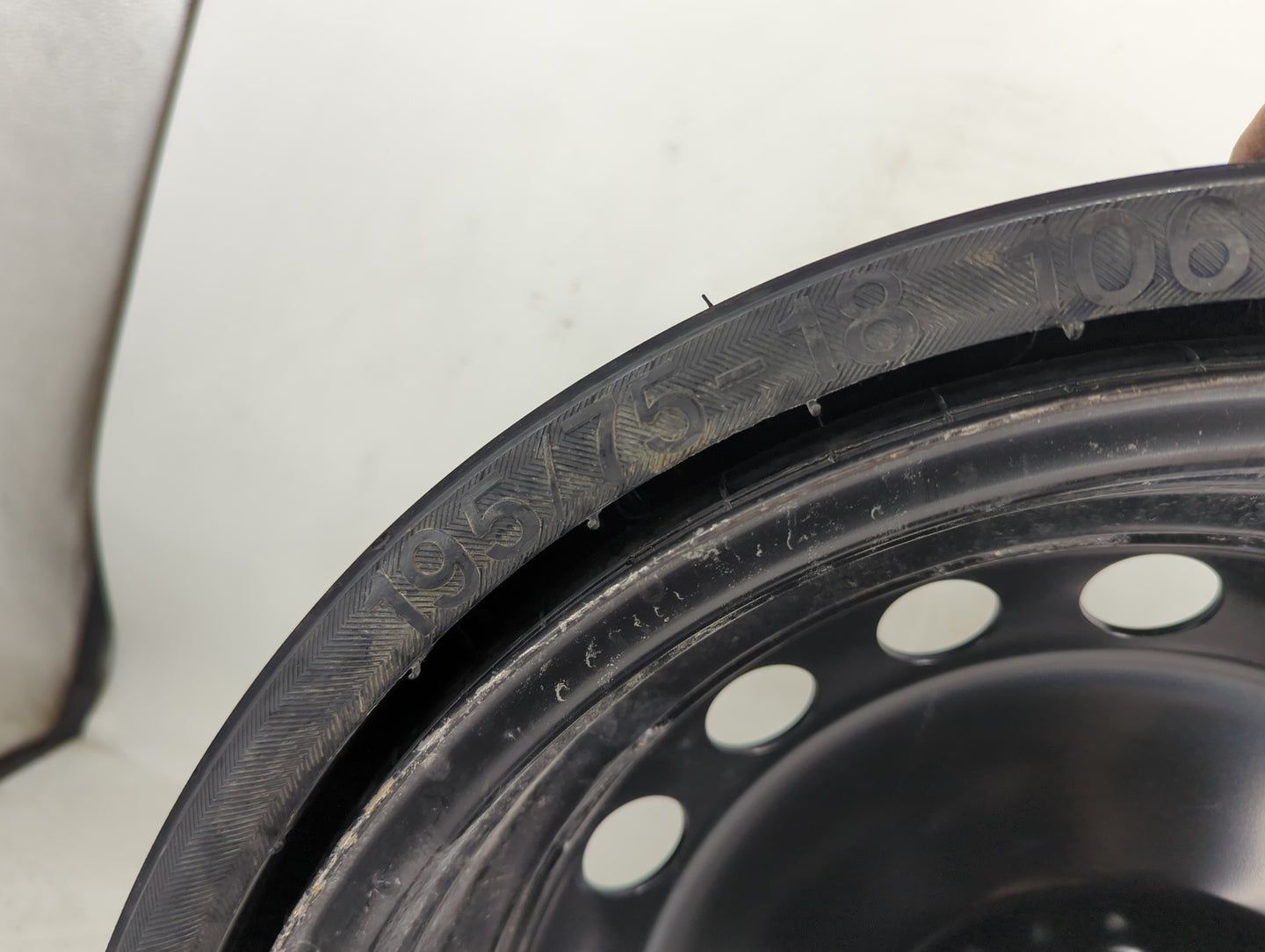 2009-2017 Audi Q5 Spare Donut Tire Wheel Rim Oem - Oemusedautoparts1.com