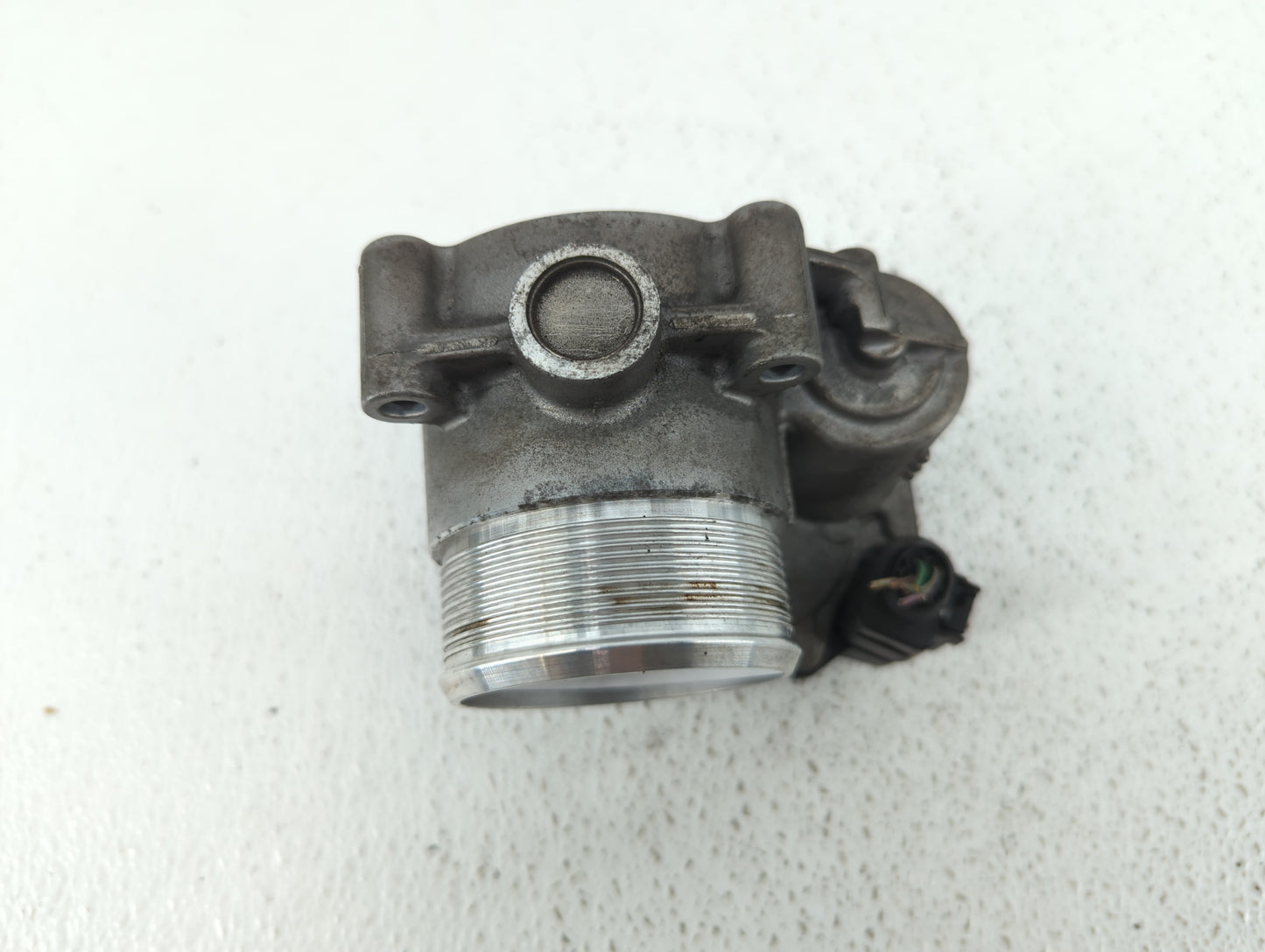 2010-2017 Audi Q5 Throttle Body P/N:06F 133 062 T 06F 133 062 Q Fits OEM Used Auto Parts - Oemusedautoparts1.com