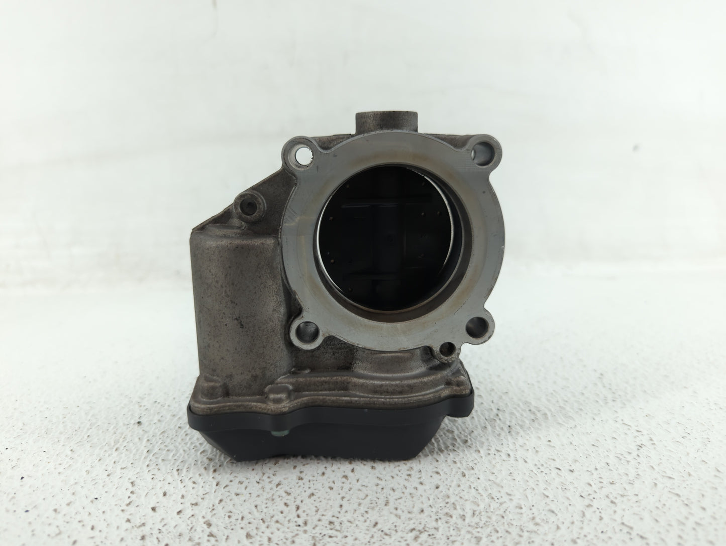 2010-2017 Audi Q5 Throttle Body P/N:06F 133 062 T 06F 133 062 Q Fits OEM Used Auto Parts - Oemusedautoparts1.com