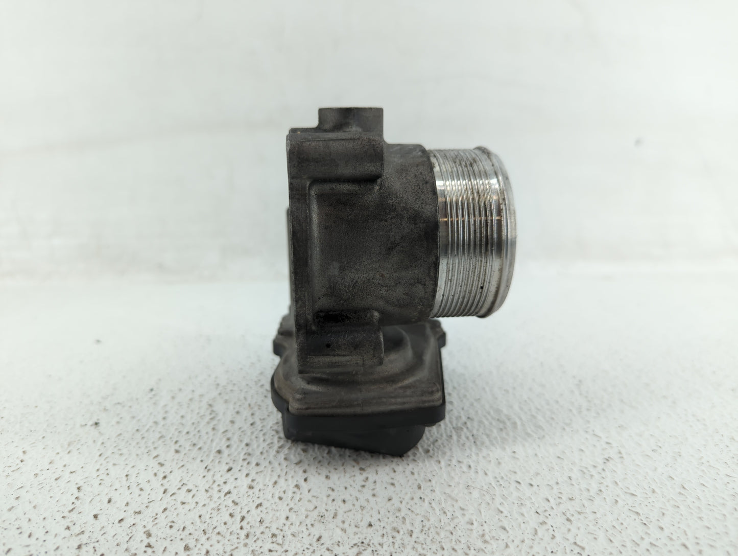 2010-2017 Audi Q5 Throttle Body P/N:06F 133 062 T 06F 133 062 Q Fits OEM Used Auto Parts - Oemusedautoparts1.com