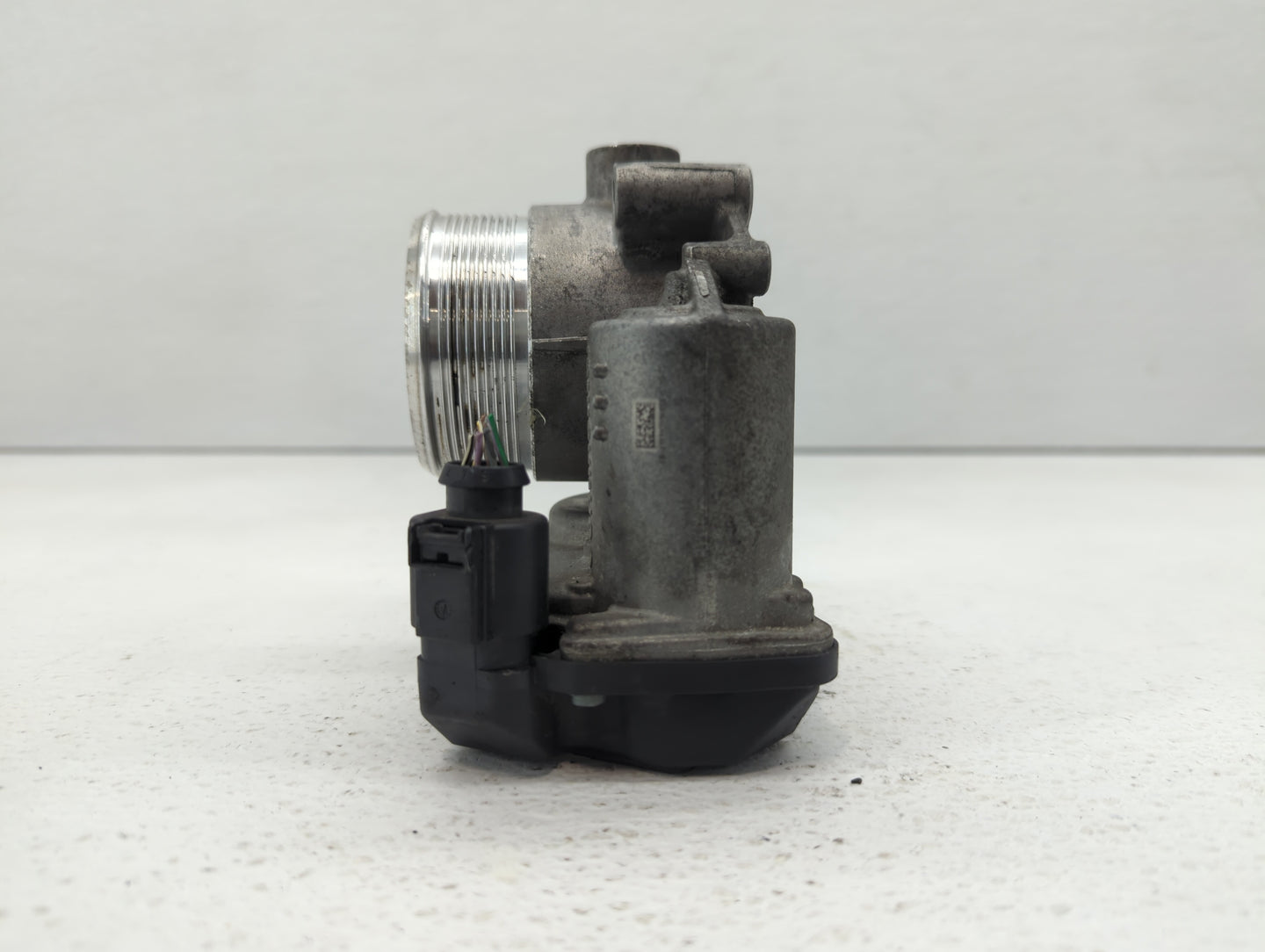 2010-2017 Audi Q5 Throttle Body P/N:06F 133 062 T 06F 133 062 Q Fits OEM Used Auto Parts - Oemusedautoparts1.com