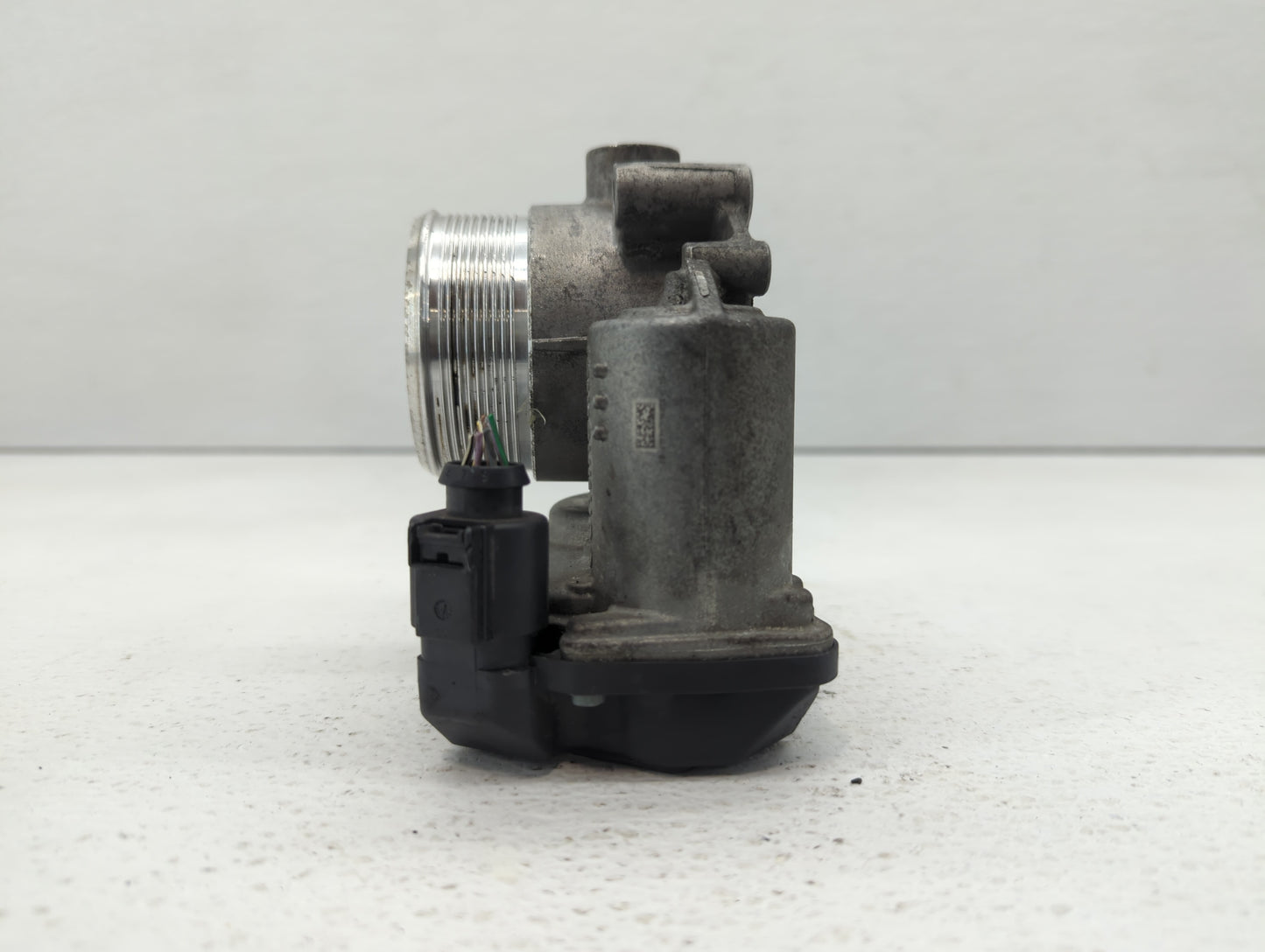 2010-2017 Audi Q5 Throttle Body P/N:06F 133 062 T 06F 133 062 Q Fits OEM Used Auto Parts - Oemusedautoparts1.com