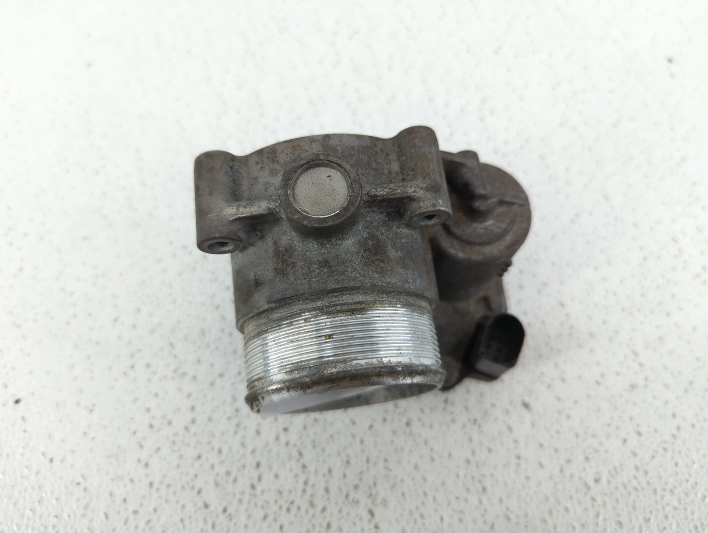 2010-2017 Audi Q5 Throttle Body P/N:06F 133 062 T 06F 133 062 Q Fits OEM Used Auto Parts - Oemusedautoparts1.com