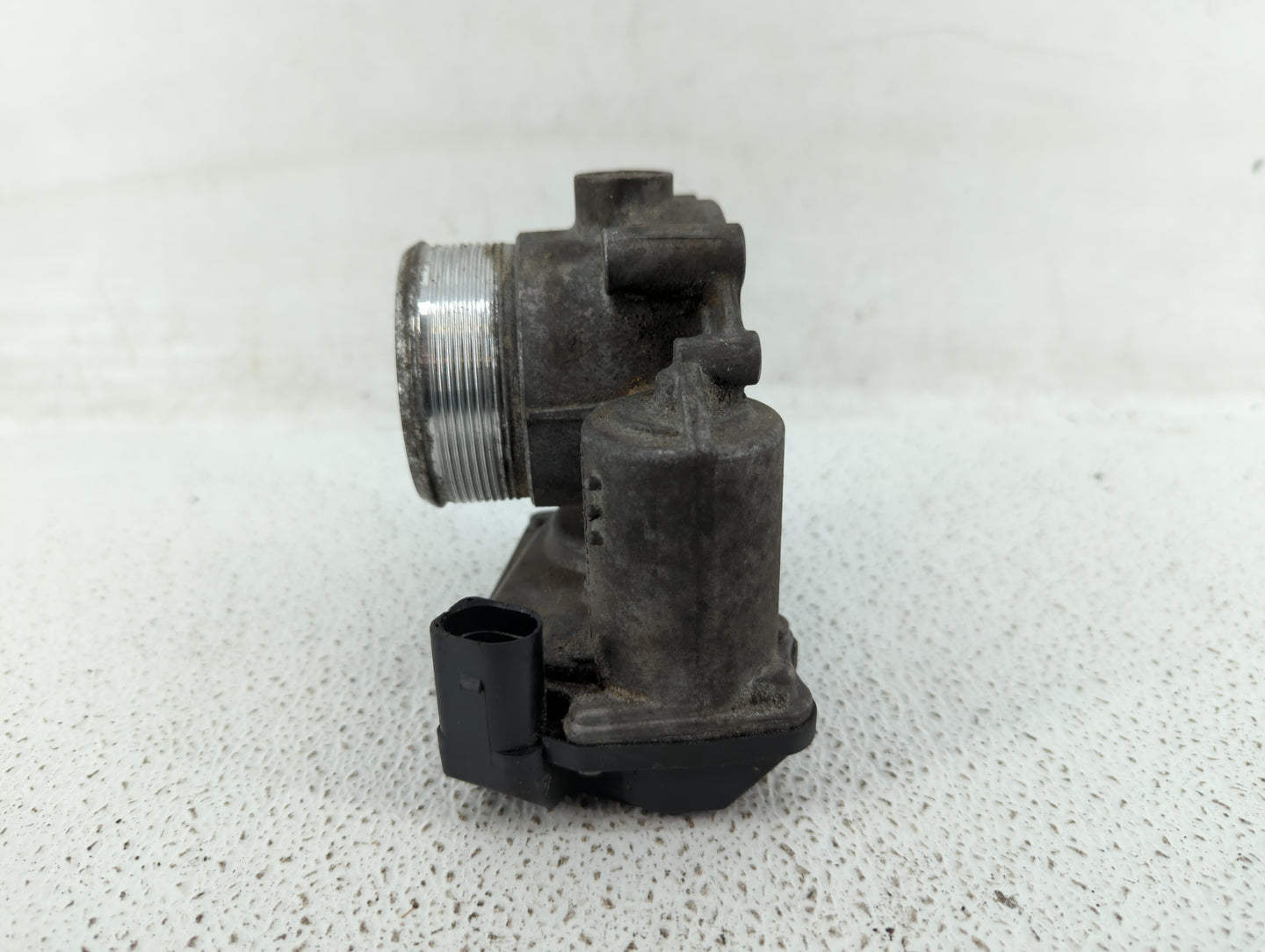 2010-2017 Audi Q5 Throttle Body P/N:06F 133 062 T 06F 133 062 Q Fits OEM Used Auto Parts - Oemusedautoparts1.com