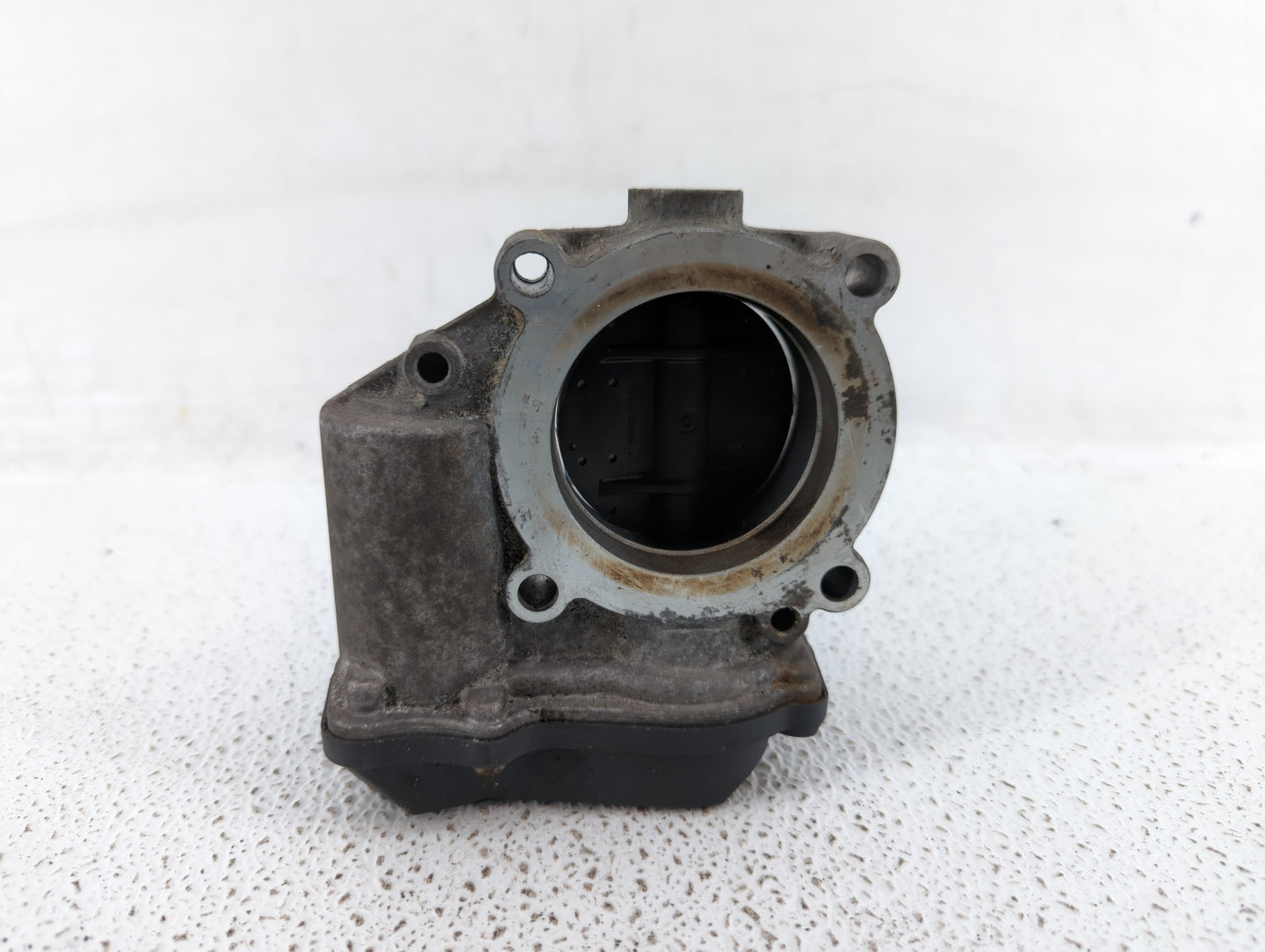 2010-2017 Audi Q5 Throttle Body P/N:06F 133 062 T 06F 133 062 Q Fits OEM Used Auto Parts - Oemusedautoparts1.com