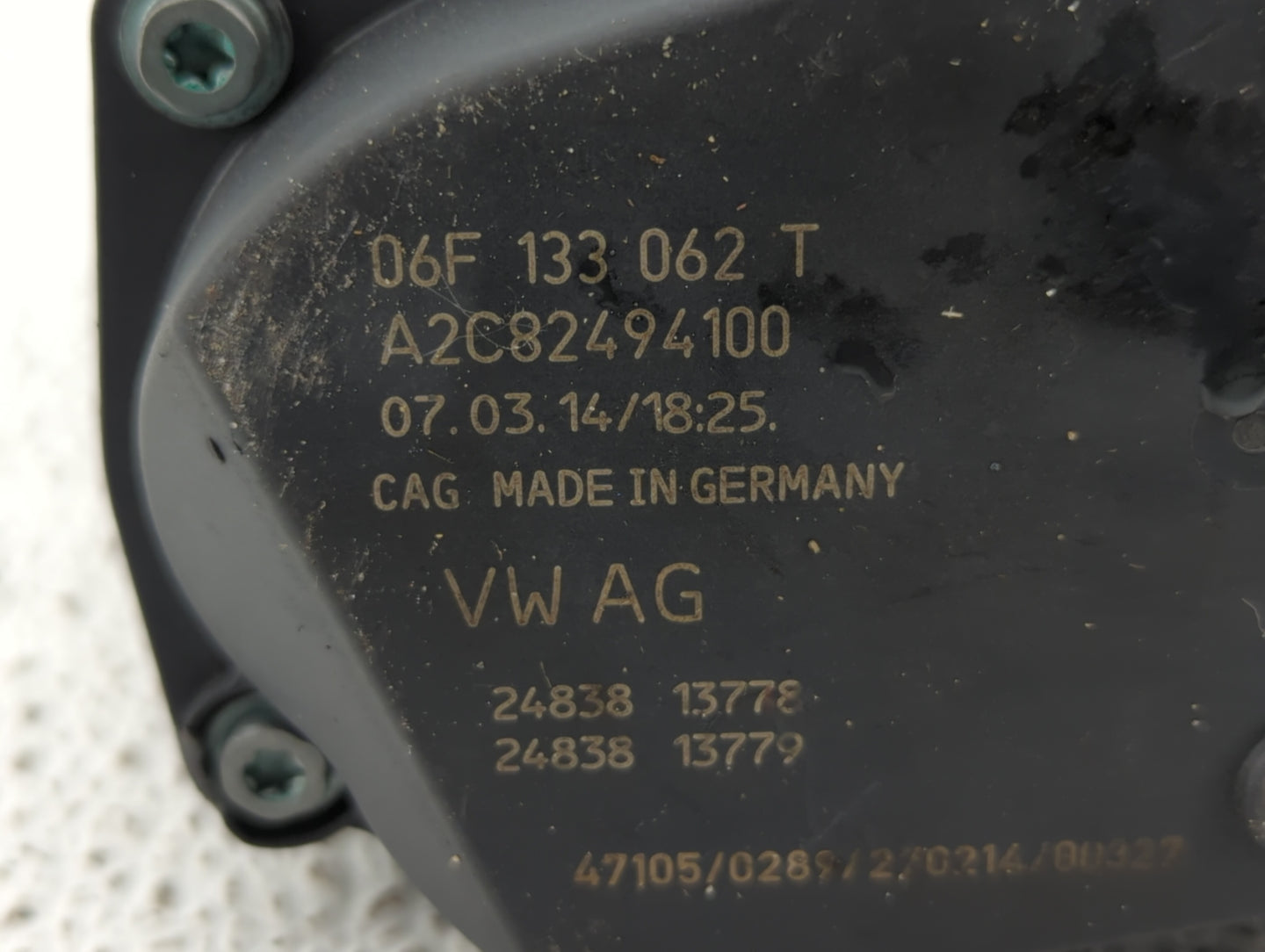2010-2017 Audi Q5 Throttle Body P/N:06F 133 062 T 06F 133 062 Q Fits OEM Used Auto Parts - Oemusedautoparts1.com