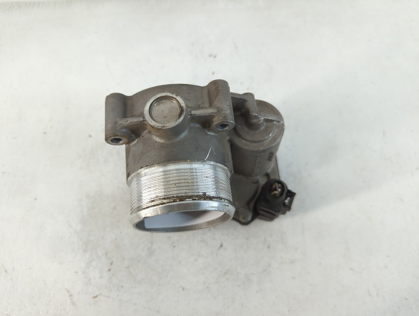 2010-2017 Audi Q5 Throttle Body P/N:06F 133 062 T Fits OEM Used Auto Parts - Oemusedautoparts1.com
