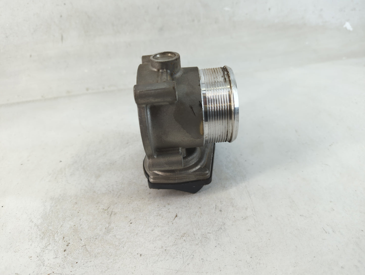 2010-2017 Audi Q5 Throttle Body P/N:06F 133 062 T Fits OEM Used Auto Parts - Oemusedautoparts1.com