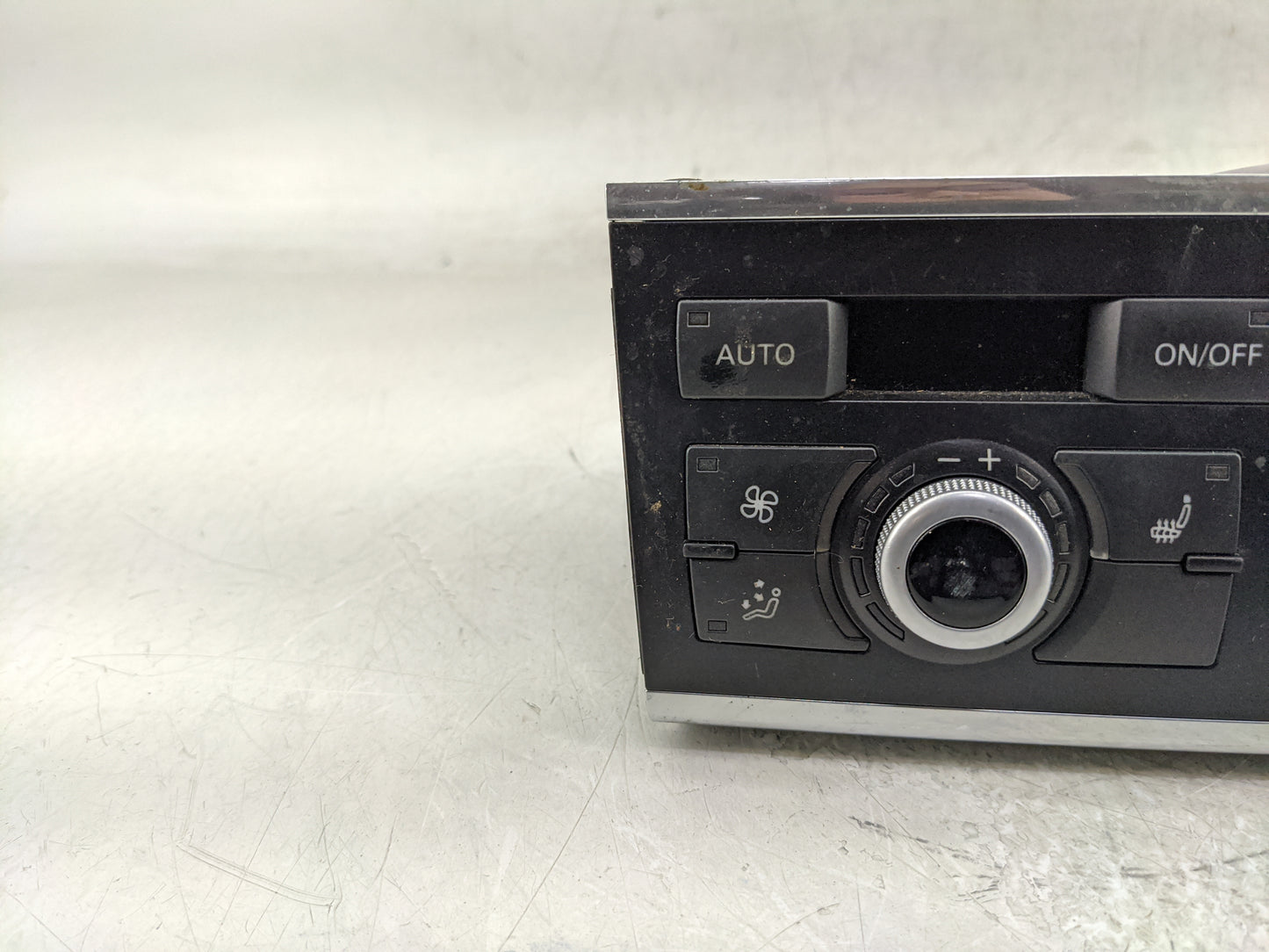 2013-2015 Audi Q7 Climate Control Module Temperature AC/Heater Replacement P/N:4L0 820 043 AP Fits Fits 2013 2014 2015 OEM U